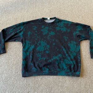 Onzie oversized sweatshirt